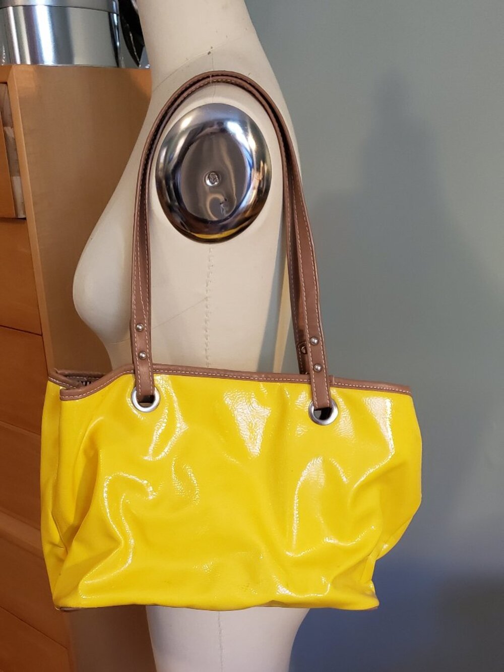 Nine West Shoulder Bag - Picture 2 of 7